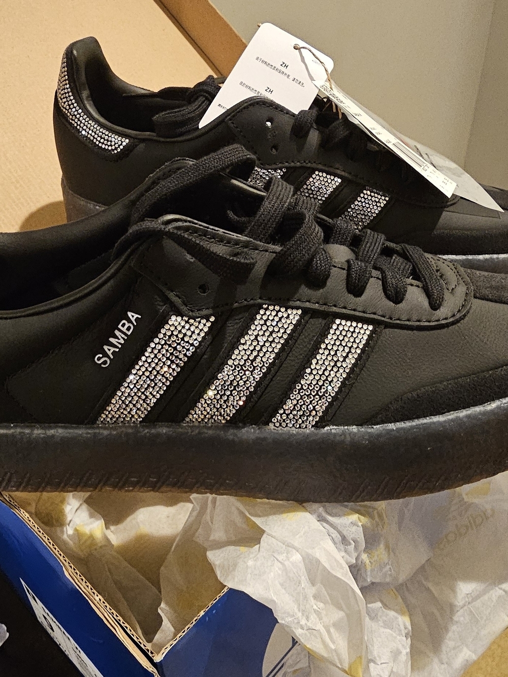 Adidas Originals Sambae W Shoes with Rhinestone Stripes